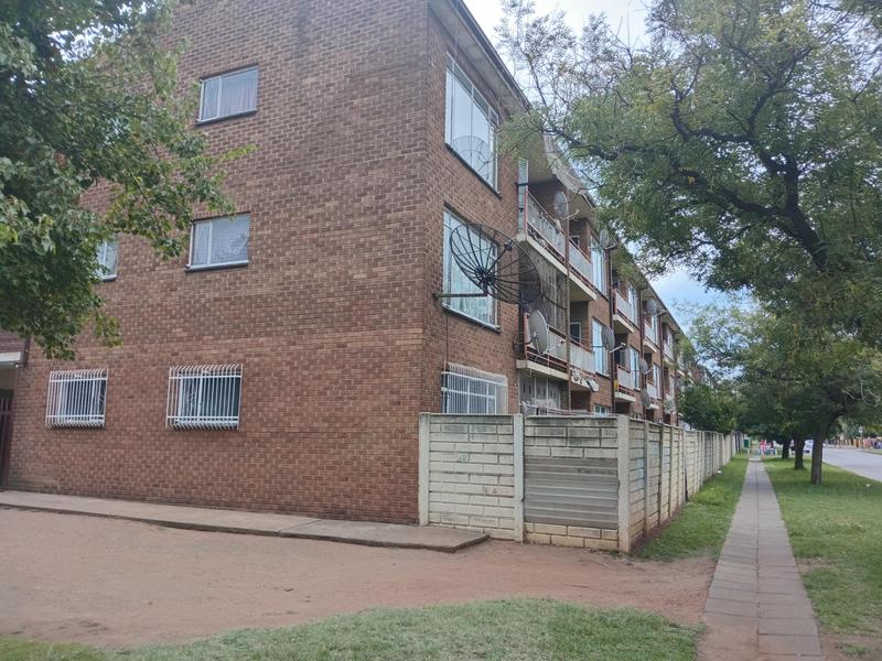 1 Bedroom Property for Sale in Vereeniging Gauteng