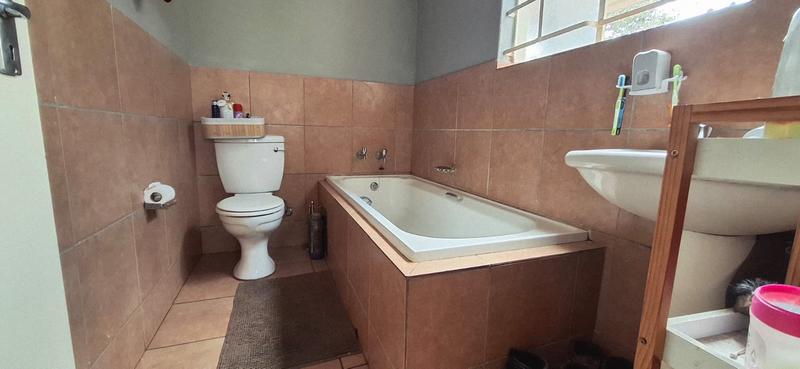 3 Bedroom Property for Sale in Terenure Gauteng