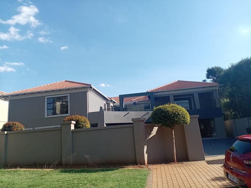 7 Bedroom Property for Sale in Midstream Estate Gauteng