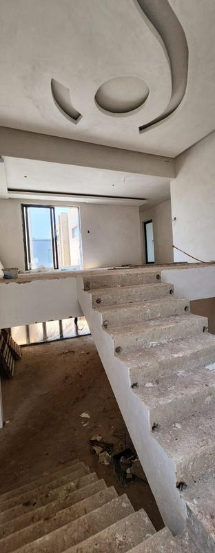 5 Bedroom Property for Sale in Serengeti Lifestyle Estate Gauteng