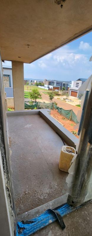 5 Bedroom Property for Sale in Serengeti Lifestyle Estate Gauteng