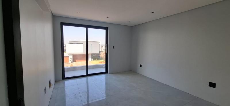5 Bedroom Property for Sale in Serengeti Lifestyle Estate Gauteng
