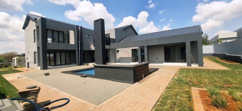 5 Bedroom Property for Sale in Serengeti Lifestyle Estate Gauteng