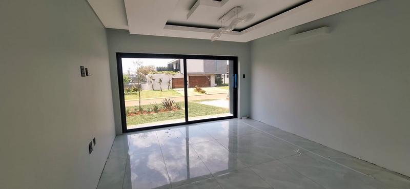 5 Bedroom Property for Sale in Serengeti Lifestyle Estate Gauteng