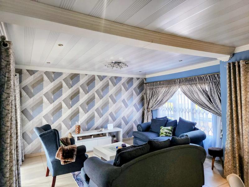 To Let 3 Bedroom Property for Rent in The Orchards Gauteng