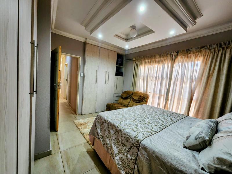 To Let 3 Bedroom Property for Rent in The Orchards Gauteng