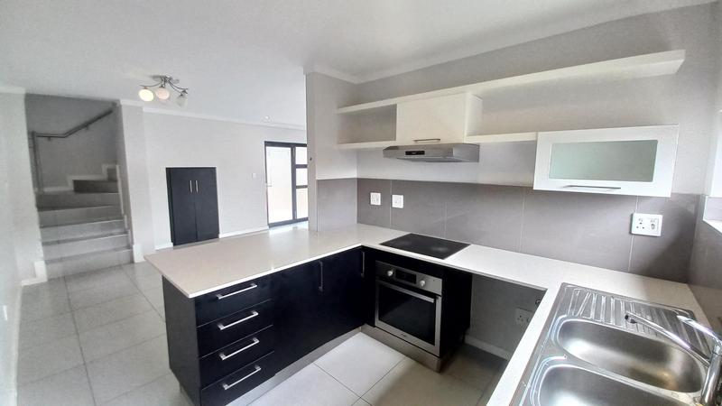 2 Bedroom Property for Sale in Equestria Gauteng