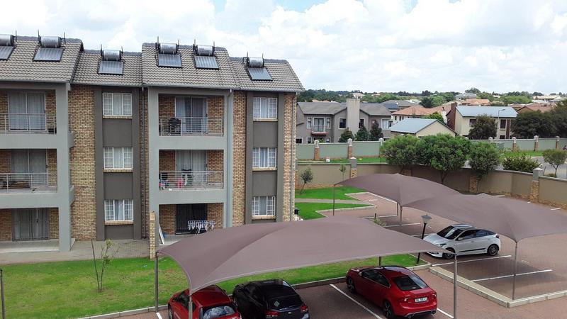 To Let 2 Bedroom Property for Rent in Stone Ridge Gauteng