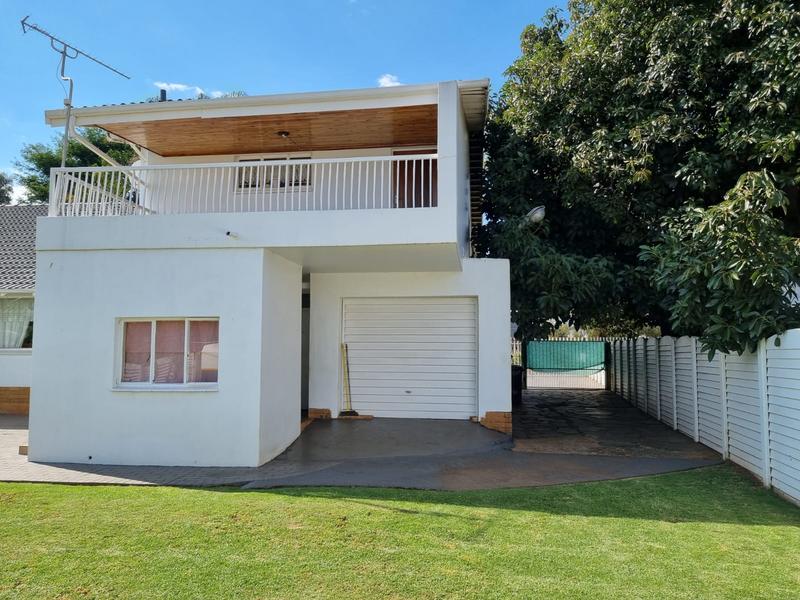 5 Bedroom Property for Sale in Valhalla Gauteng