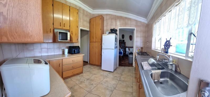 5 Bedroom Property for Sale in Valhalla Gauteng