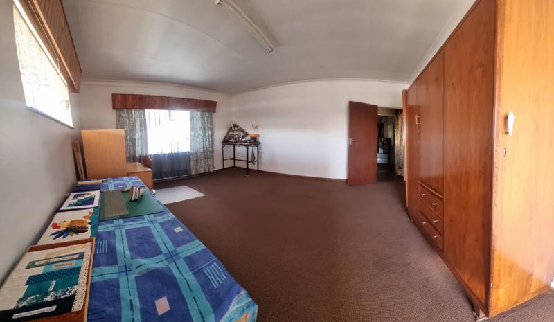 5 Bedroom Property for Sale in Valhalla Gauteng