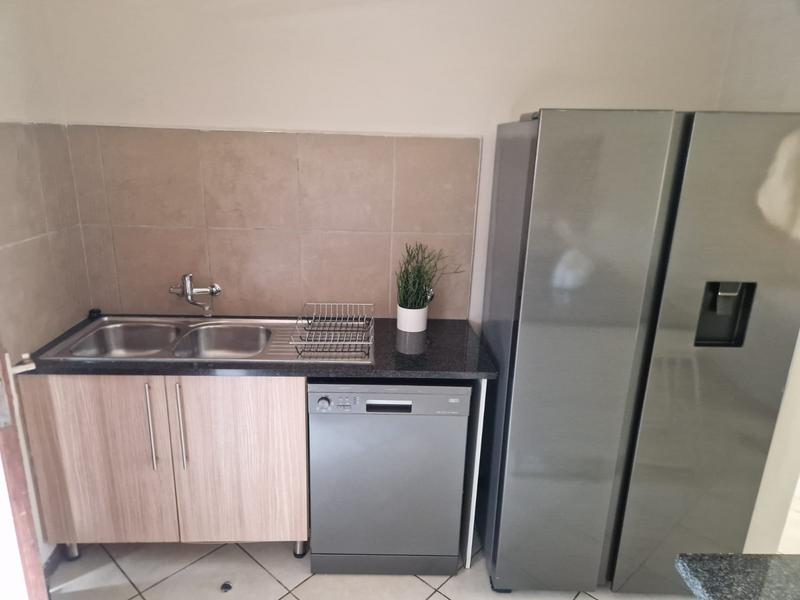2 Bedroom Property for Sale in Noordwyk Gauteng