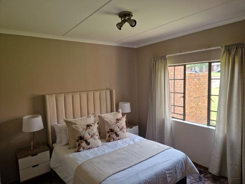2 Bedroom Property for Sale in Noordwyk Gauteng