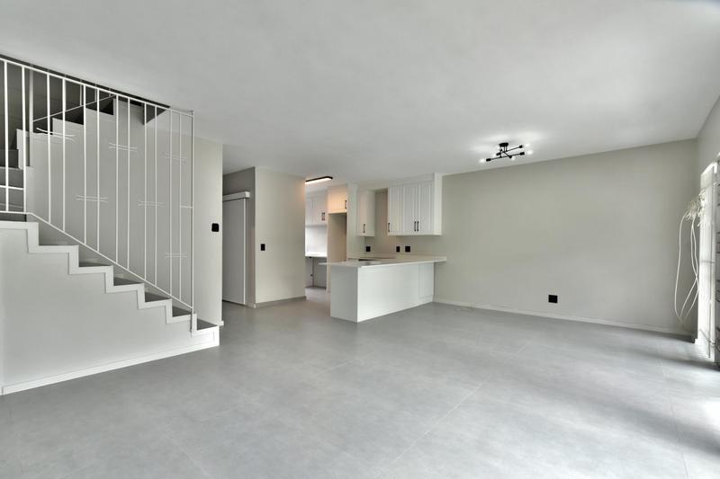 4 Bedroom Property for Sale in Randpark Ridge Gauteng