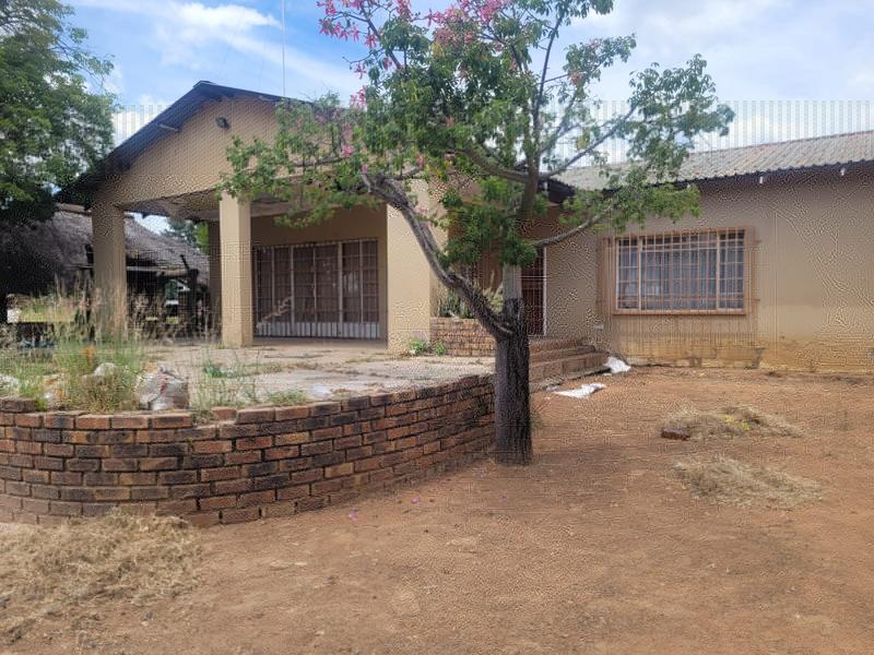 4 Bedroom Property for Sale in Lusthof Gauteng