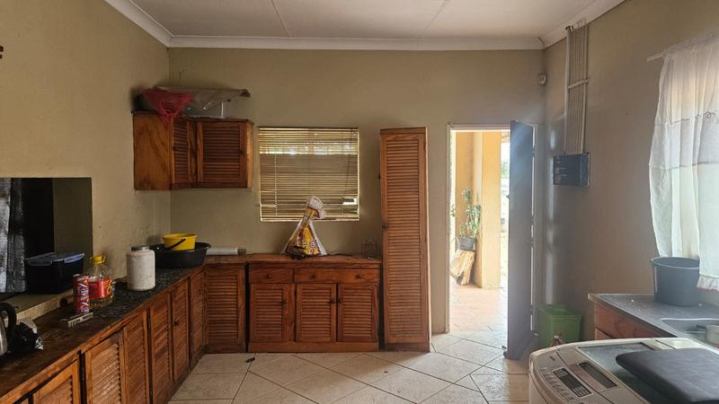 4 Bedroom Property for Sale in Lusthof Gauteng