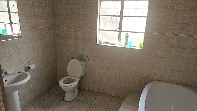 4 Bedroom Property for Sale in Lusthof Gauteng