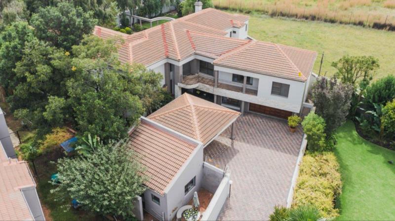 5 Bedroom Property for Sale in Dowerglen Gauteng