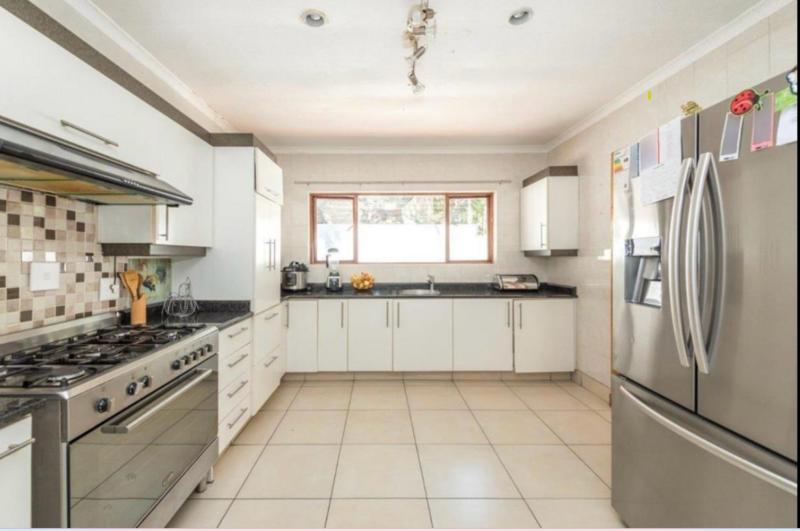 5 Bedroom Property for Sale in Dowerglen Gauteng