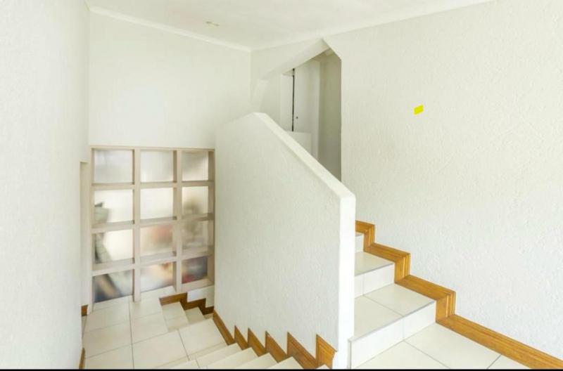 5 Bedroom Property for Sale in Dowerglen Gauteng