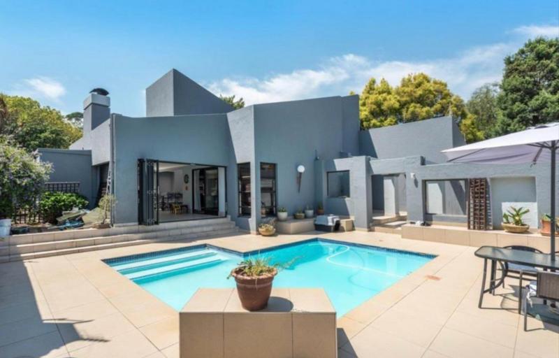 5 Bedroom Property for Sale in Dowerglen Gauteng