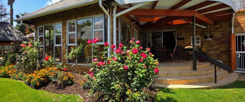 3 Bedroom Property for Sale in Dowerglen Gauteng