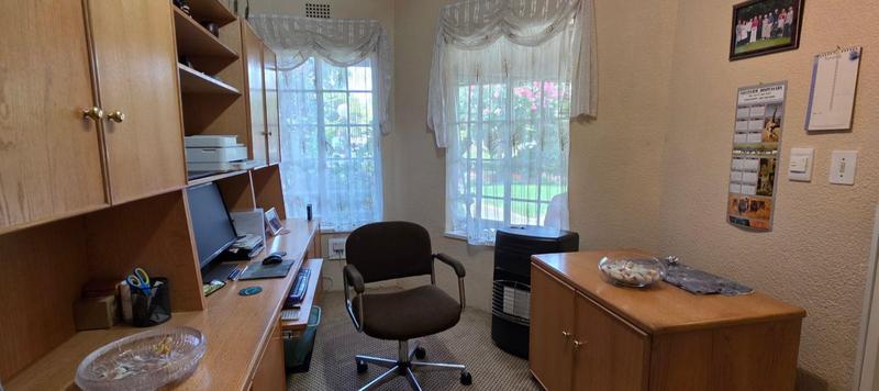 3 Bedroom Property for Sale in Dowerglen Gauteng