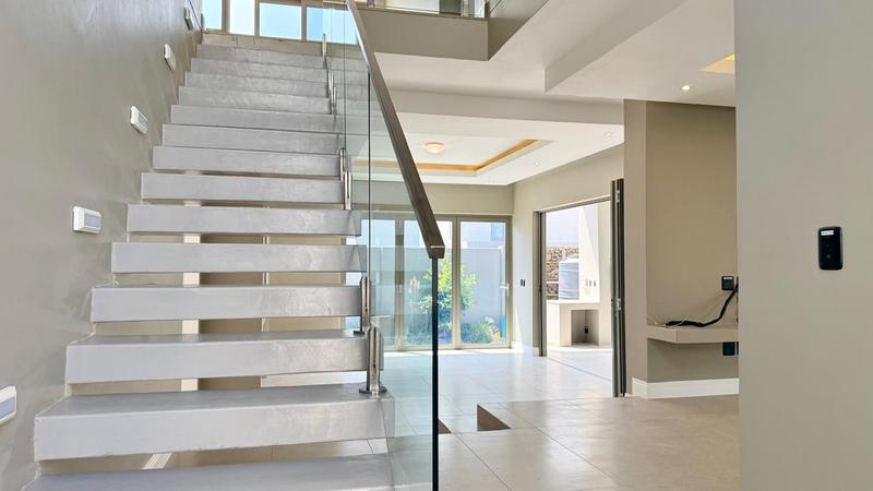 To Let 3 Bedroom Property for Rent in Bryanston West Gauteng