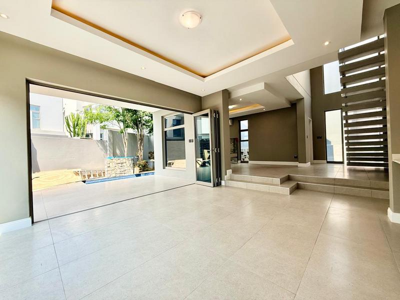 To Let 3 Bedroom Property for Rent in Bryanston West Gauteng