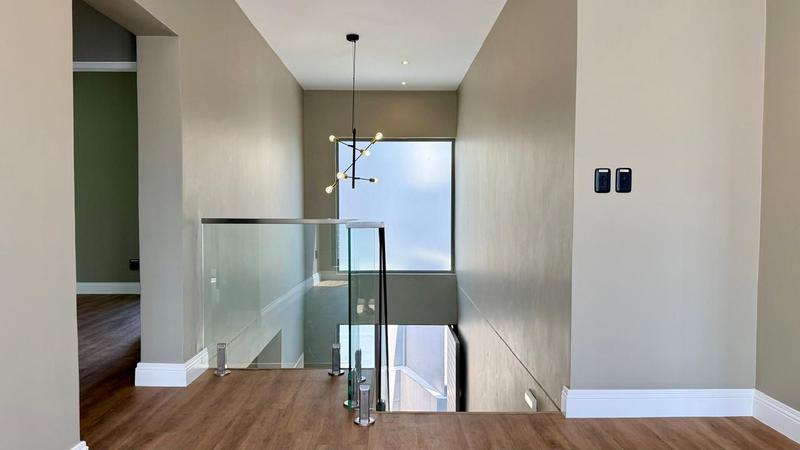 To Let 3 Bedroom Property for Rent in Bryanston West Gauteng