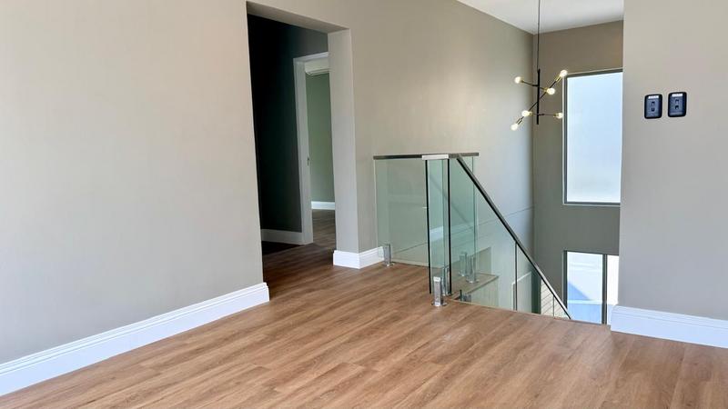 To Let 3 Bedroom Property for Rent in Bryanston West Gauteng