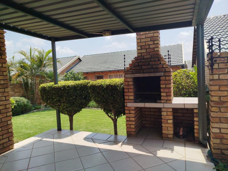 3 Bedroom Property for Sale in Amberfield Heights Gauteng
