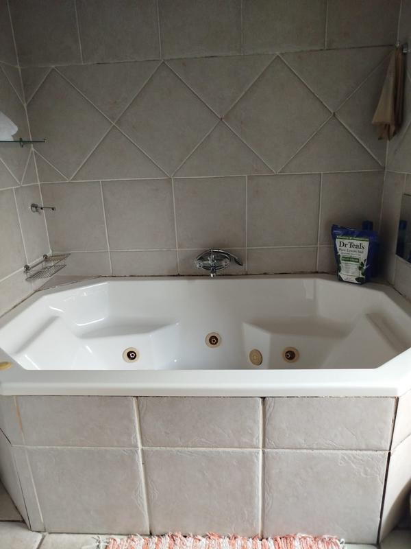 3 Bedroom Property for Sale in Amberfield Heights Gauteng