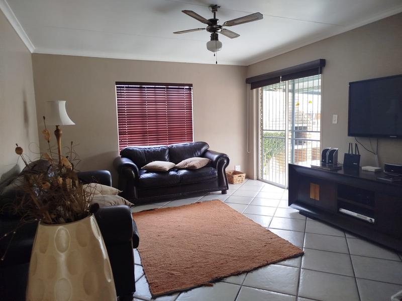 3 Bedroom Property for Sale in Amberfield Heights Gauteng