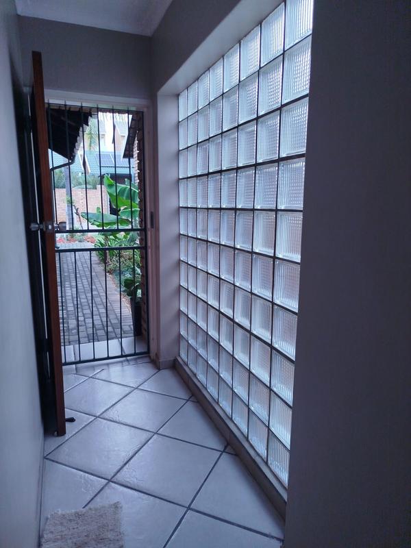 3 Bedroom Property for Sale in Amberfield Heights Gauteng