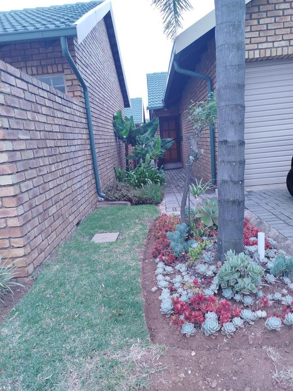 3 Bedroom Property for Sale in Amberfield Heights Gauteng