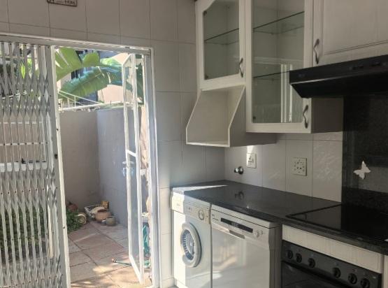 2 Bedroom Property for Sale in Sunnyrock Gauteng