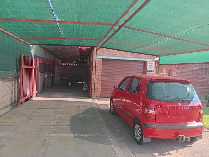 3 Bedroom Property for Sale in Vanderbijlpark CW 4 Gauteng