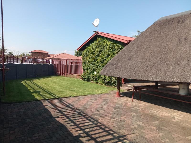 3 Bedroom Property for Sale in Vanderbijlpark CW 4 Gauteng