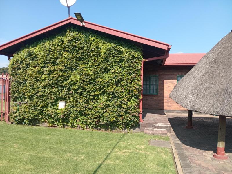 3 Bedroom Property for Sale in Vanderbijlpark CW 4 Gauteng