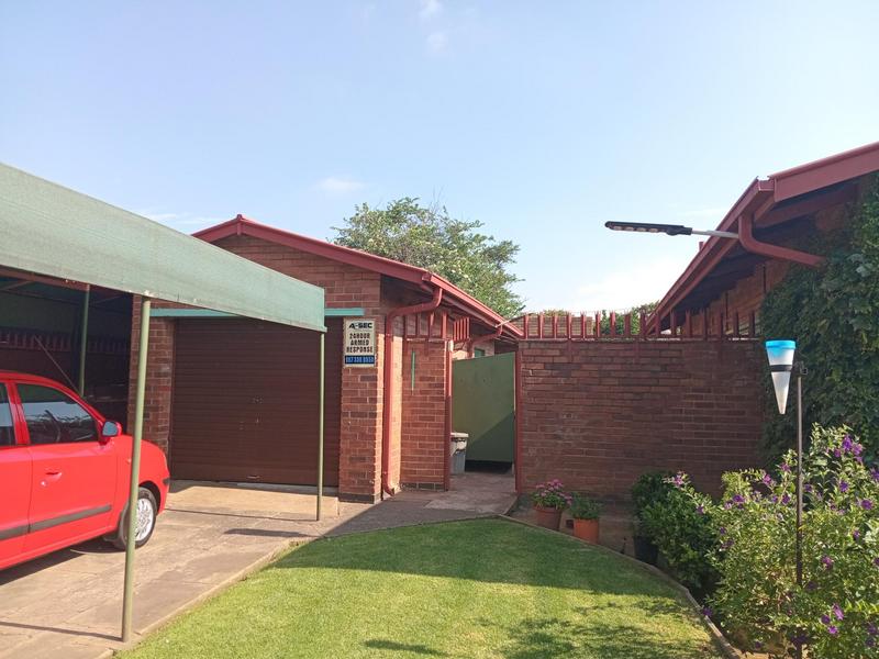 3 Bedroom Property for Sale in Vanderbijlpark CW 4 Gauteng
