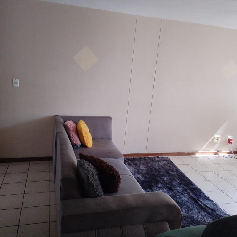 To Let 2 Bedroom Property for Rent in Sunnyside Gauteng