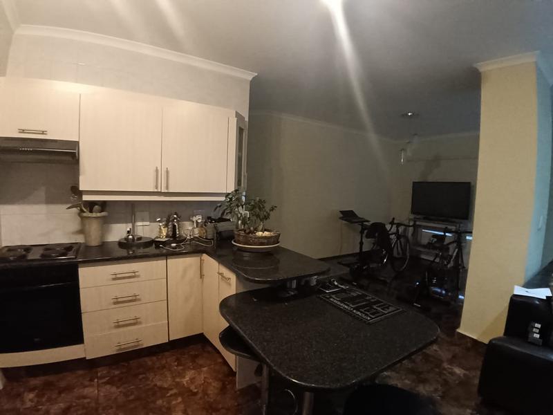 To Let 3 Bedroom Property for Rent in Eldoraigne Gauteng