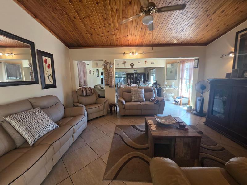 4 Bedroom Property for Sale in Parkrand Gauteng