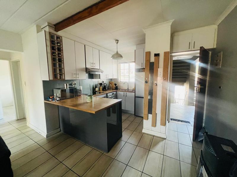 2 Bedroom Property for Sale in Paulshof Gauteng