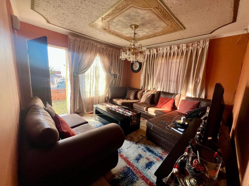 3 Bedroom Property for Sale in Morula View Gauteng