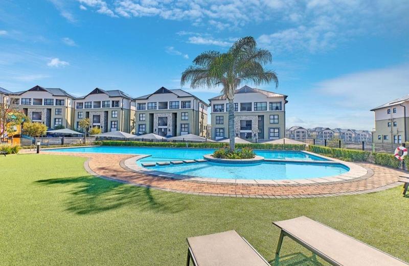 To Let 1 Bedroom Property for Rent in Waterfall Gauteng