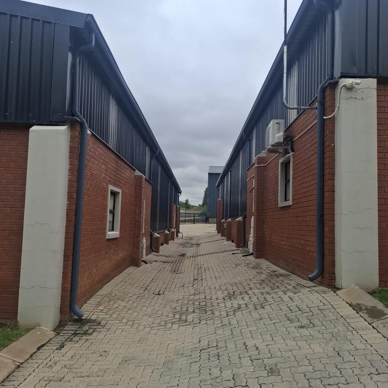 To Let commercial Property for Rent in North Riding Gauteng