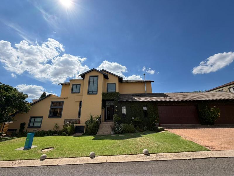 4 Bedroom Property for Sale in Blue Valley Golf Estate Gauteng