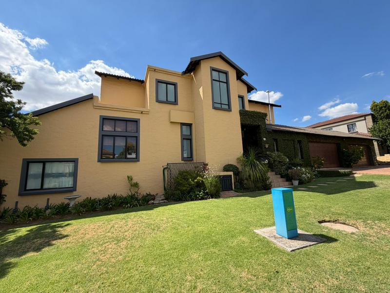 4 Bedroom Property for Sale in Blue Valley Golf Estate Gauteng